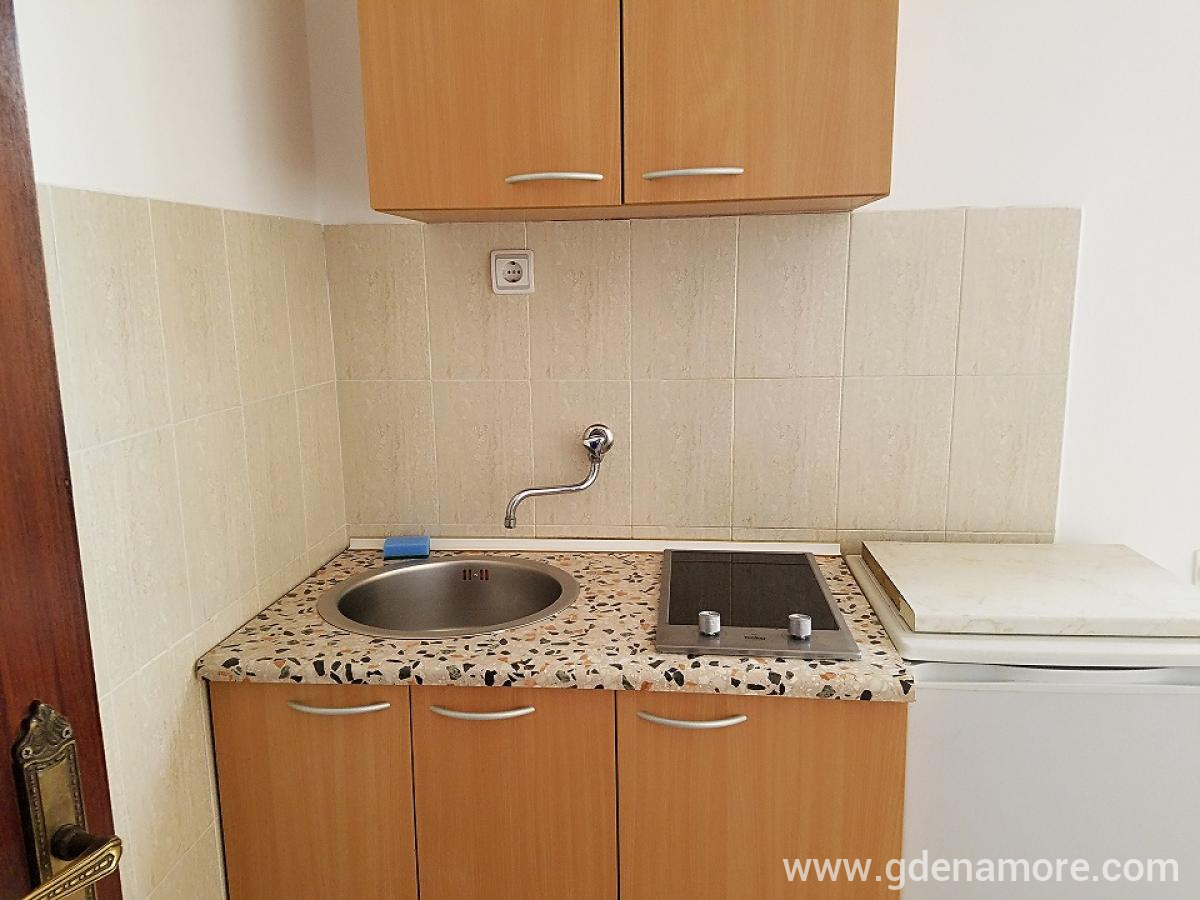 Apartmani VLSB, privatni smeštaj u mestu Petrovac, Crna Gora